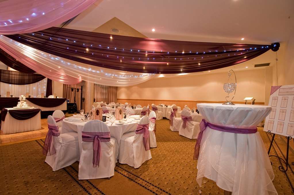 Rydges Mackay Suites Restoran gambar